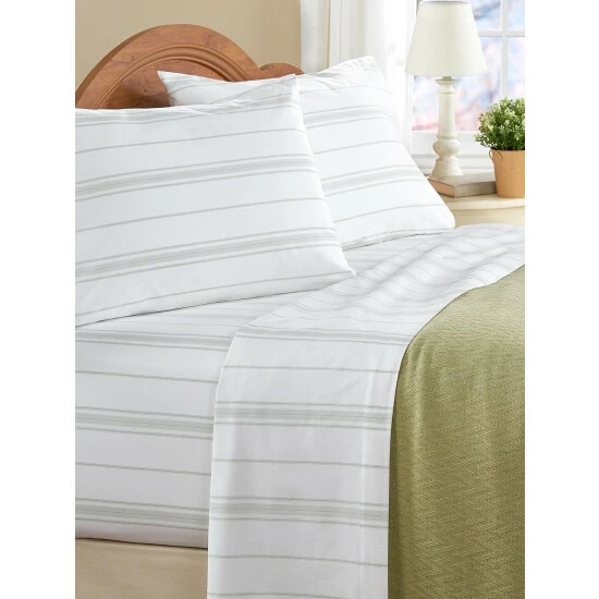 Vermont Country Store Mount Mansfield Indoor/Outdoor Multicolor Braided Basket Blue Multi