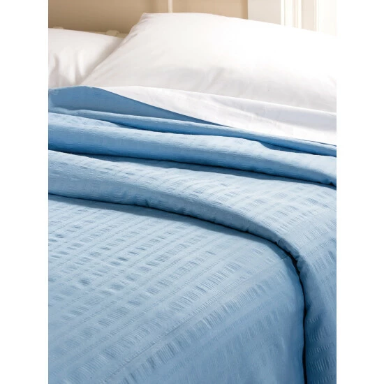 Vermont Country Store Solid Color Plisse Bedspread Blue - Image 4