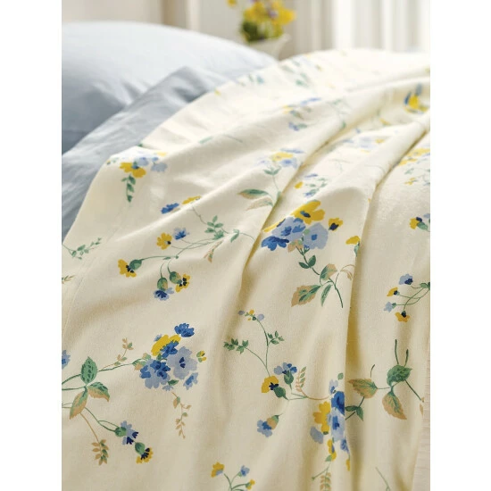 Vermont Country Store Ultimate Australian Sheepskin Seat Belt Cover Black - Image 2