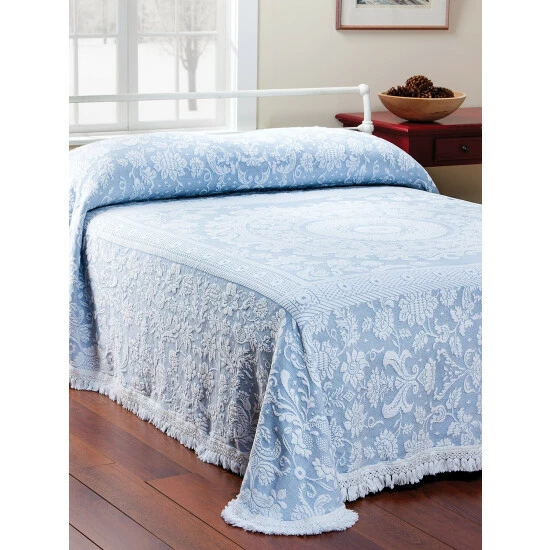 Vermont Country Store Queen Victoria Bedspread White - Image 4