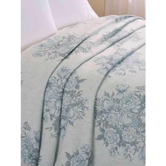 Vermont Country Store Ultra-Soft Beautiful Bouquets Jacquard Blanket Or Throw Ivory - Image 3